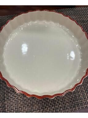 Sienna red trim glass dish